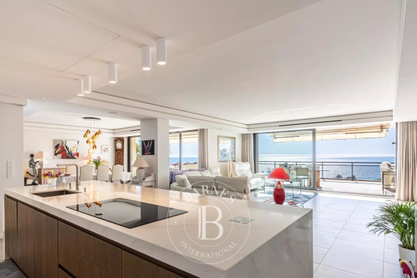 Luxury Apartment for sale in Vallauris, 3 160 000 €, Photo 1
