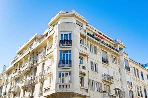 Luxury Apartment for sale in Nice, 950 000 €, Photo 1
