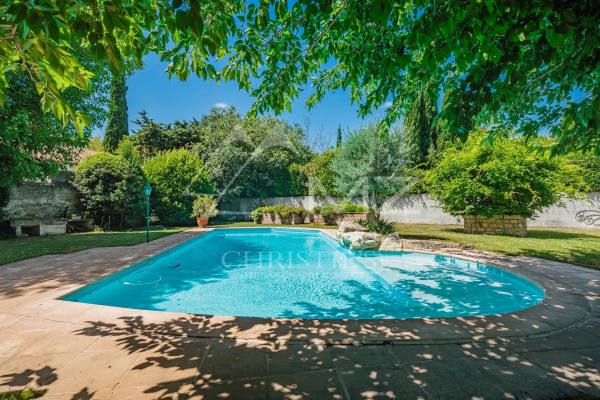 Maison de luxe à vendre à Arles, 1 190 000 €, Photo 2