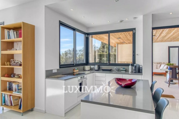 Luxury House for sale in Mougins, 2 790 000 €, Photo 4