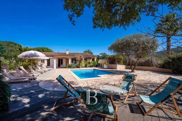 Maison de luxe à vendre à Gassin, 1 290 000 €, Photo 1