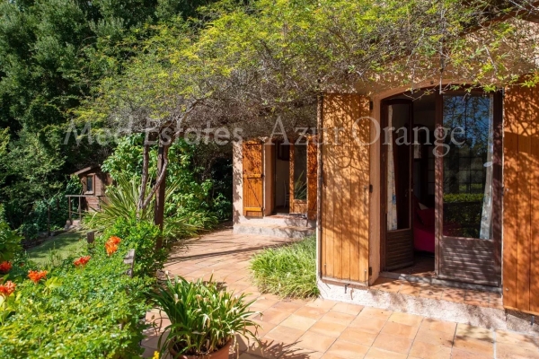 Maison de luxe à vendre à Grimaud, 1 090 000 €, Photo 1