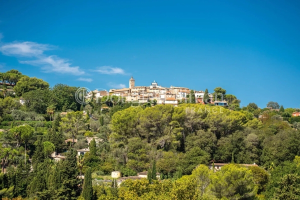 Luxury House for sale in Mougins, 1 375 000 €, Photo 1