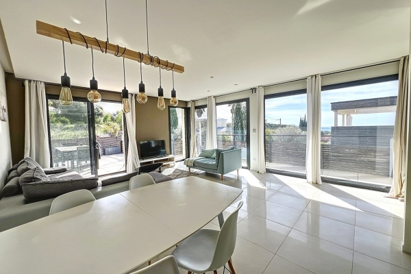 Maison de luxe à vendre à Bandol, 990 000 €, Photo 3