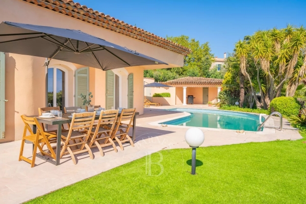 Maison de luxe à louer à Cannes, 6 200 €, Photo 1