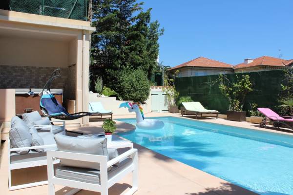 Maison de luxe à louer à Cannes, 0 €, Photo 1