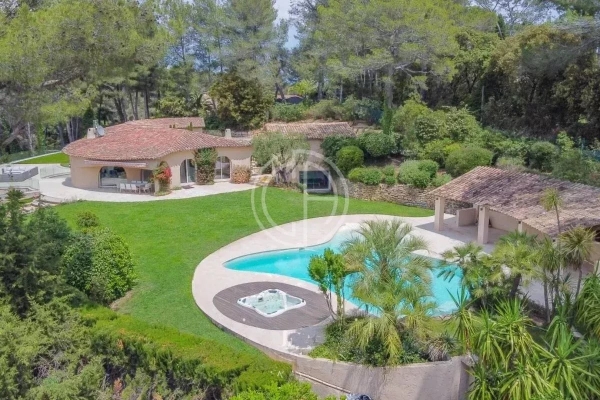 Maison de luxe à vendre à Mouans-Sartoux, 3 790 000 €, Photo 1