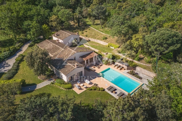 Maison de luxe à louer à Ramatuelle, 15 825 €, Photo 1