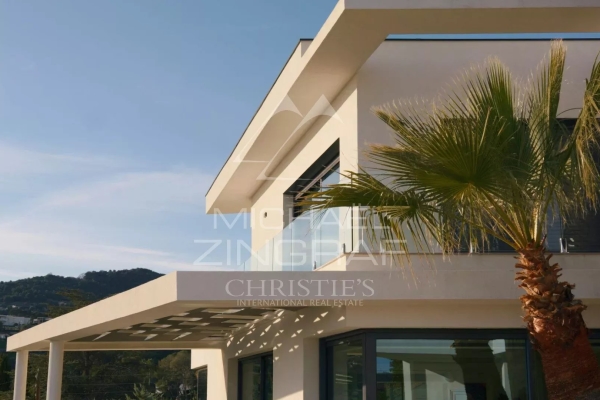 Maison de luxe à louer à Nice, 25 000 €, Photo 1