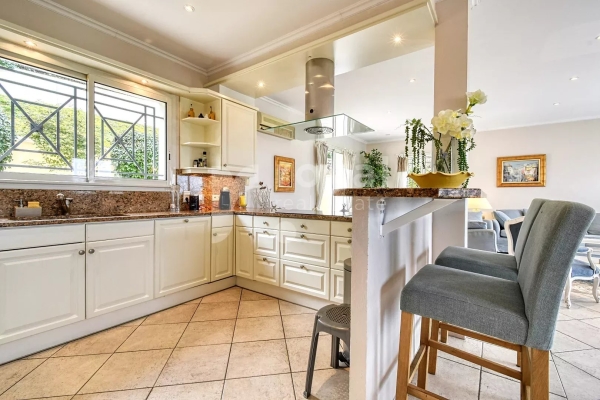 Maison de luxe à vendre à Mougins, 2 490 000 €, Photo 6