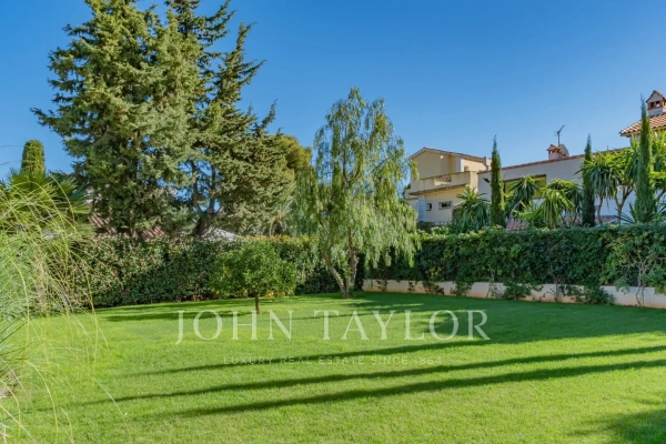Maison de luxe à vendre à Saint-Jean-Cap-Ferrat, 2 750 000 €, Photo 4