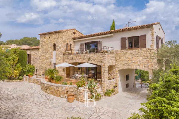 Luxury House for sale in Saint-Raphaël, 1 690 000 €, Photo 2