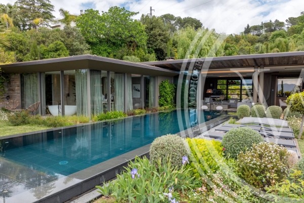 Maison de luxe à louer à Mougins, 25 000 €, Photo 4