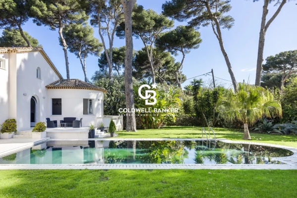 Luxury House for sale in Cap d'Antibes, 3 800 000 €, Photo 2