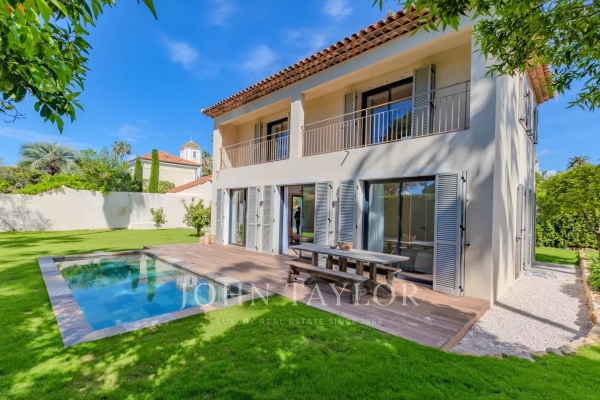 Luxury House for sale in Antibes, 2 980 000 €, Photo 3