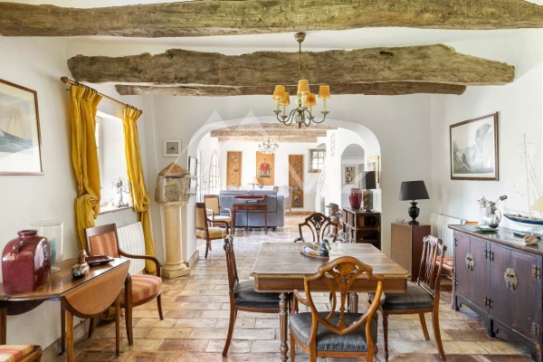 Maison de luxe à vendre à Le Bar-sur-Loup, 795 000 €, Photo 3