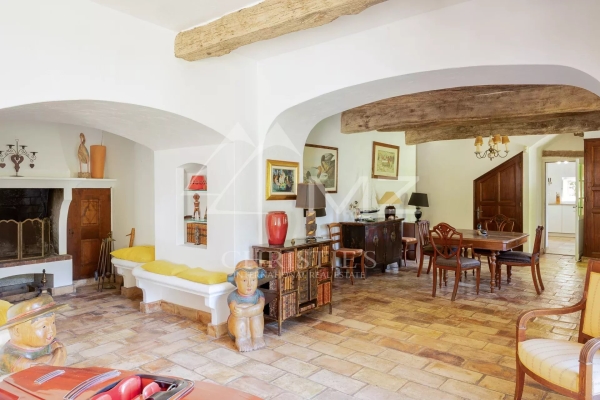 Maison de luxe à vendre à Le Bar-sur-Loup, 795 000 €, Photo 4