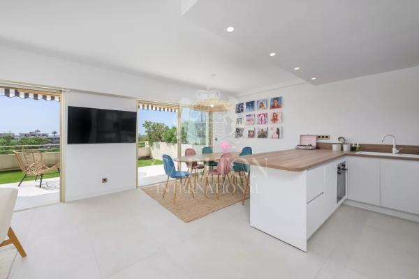 Appartement de luxe à vendre à Cannes, 750 000 €, Photo 2