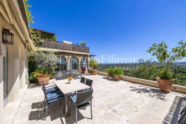 Appartement de luxe à vendre à Valbonne, 796 000 €, Photo 1
