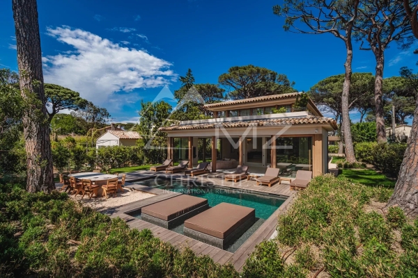 Maison de luxe à louer à Saint-Tropez, 28 750 €, Photo 1