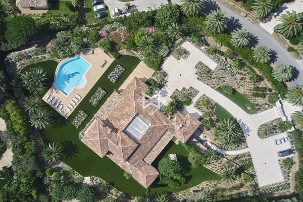 Maison de luxe à vendre à Saint-Tropez, 20 000 000 €, Photo 2