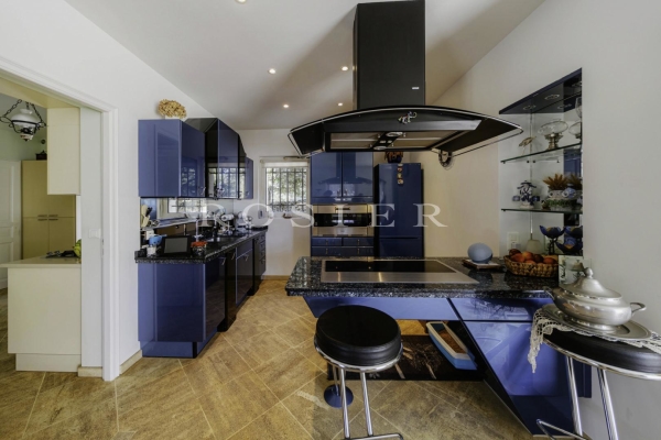 Maison de luxe à vendre à Cabrières-d'Avignon, 1 795 000 €, Photo 6