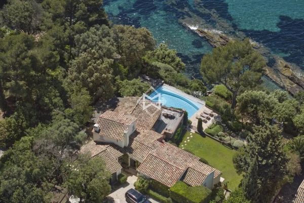 Maison de luxe à louer à La Croix-Valmer, 18 000 €, Photo 1