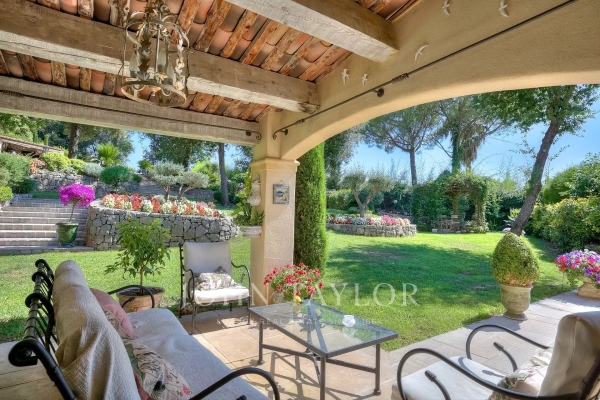 Maison de luxe à vendre à Biot, 1 725 000 €, Photo 2