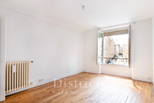 Luxury Apartment for sale in Paris 7ème, 624 000 €, Photo 3