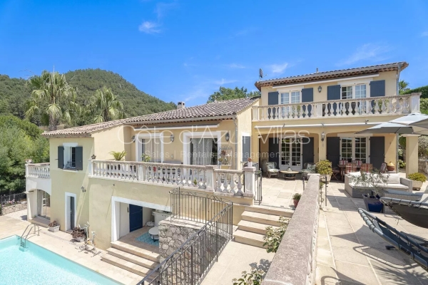 Maison de luxe à vendre à Les Adrets de l'Esterel, 950 000 €, Photo 1