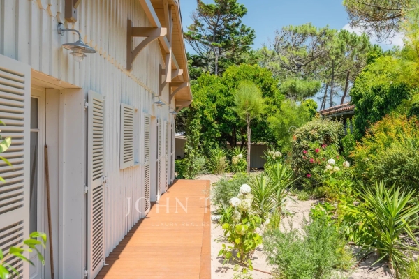 Luxury House for sale in Lege Cap Ferret, 2 288 550 €, Photo 2
