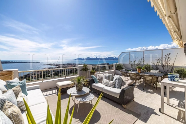 Maison de luxe à louer à Cannes, 9 000 €, Photo 1