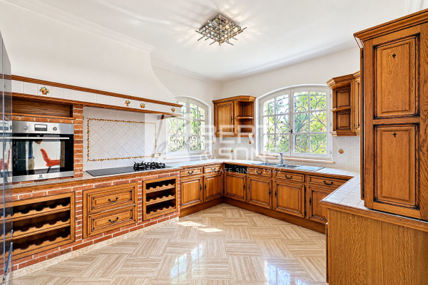 Luxury House for sale in Mandelieu-la-Napoule, 1 495 000 €, Photo 5