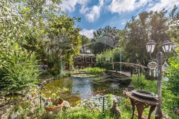 Maison de luxe à vendre à Roquefort-les-Pins, 2 650 000 €, Photo 1