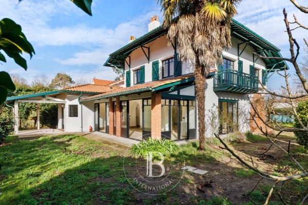 Luxury House for sale in Biarritz, 2 650 000 €, Photo 2