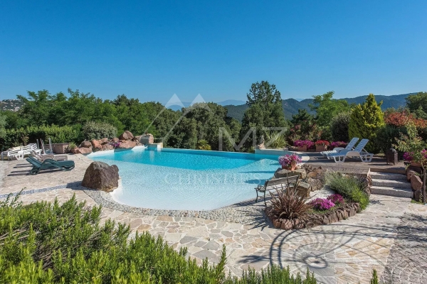 Maison de luxe à vendre à Mandelieu-la-Napoule, 1 590 000 €, Photo 2