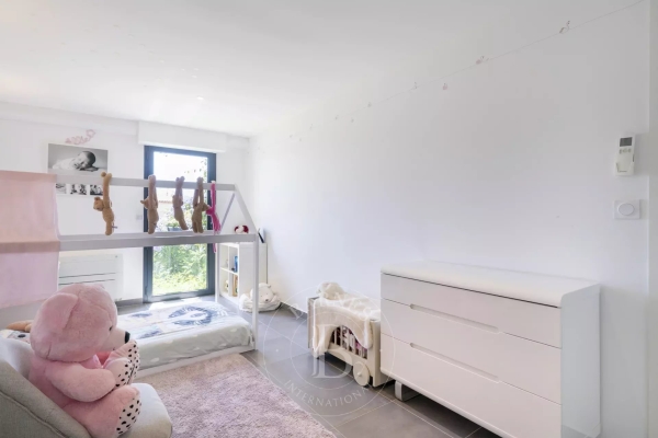 Maison de luxe à vendre à Antibes, 1 450 000 €, Photo 7