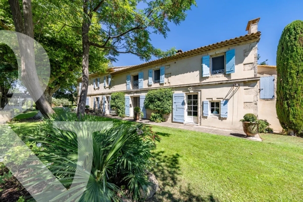 Maison de luxe à vendre à Raphèle-Lès-Arles, 1 495 000 €, Photo 1