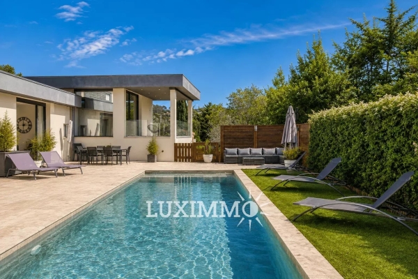 Luxury House for sale in Mougins, 2 290 000 €, Photo 1