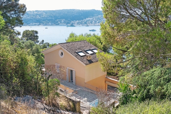Maison de luxe à vendre à Saint-Jean-Cap-Ferrat, 4 200 000 €, Photo 1