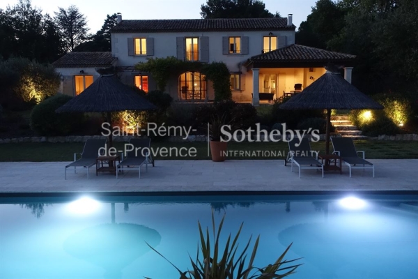 Maison de luxe à vendre à Saint-Rémy-de-Provence, 2 450 000 €, Photo 4