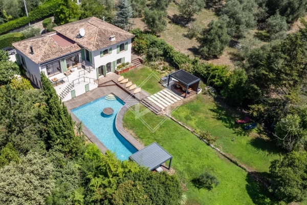 Maison de luxe à vendre à Valbonne, 1 980 000 €, Photo 1