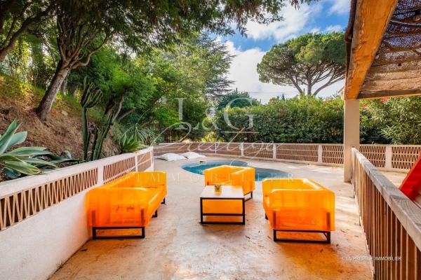 Luxury House for sale in Mandelieu-la-Napoule, 950 000 €, Photo 2