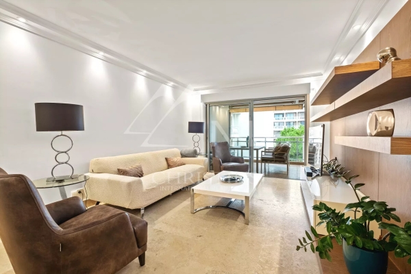 Appartement de luxe à vendre à Cannes, 1 390 000 €, Photo 1