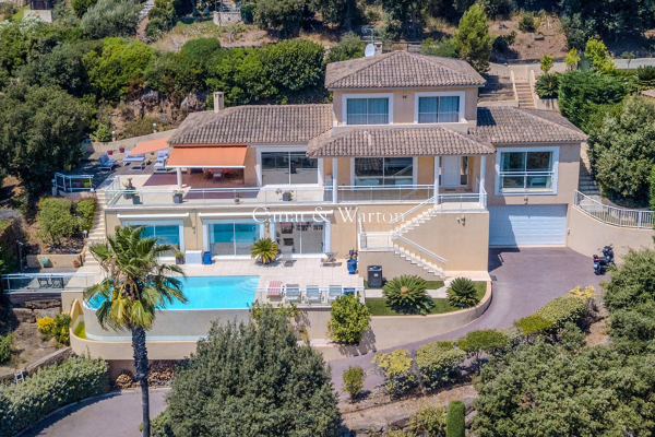 Maison de luxe à vendre à Saint-Raphaël, 1 370 000 €, Photo 1