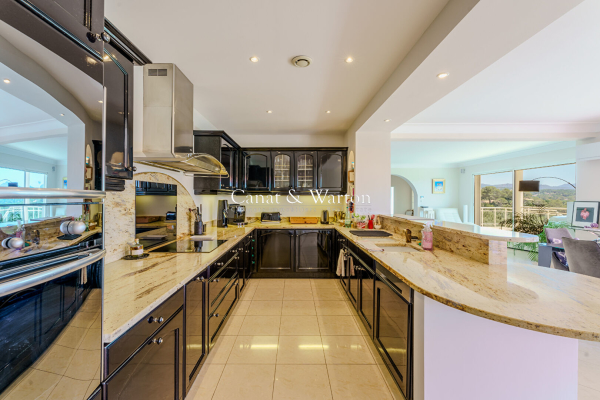 Maison de luxe à vendre à Saint-Raphaël, 1 370 000 €, Photo 5