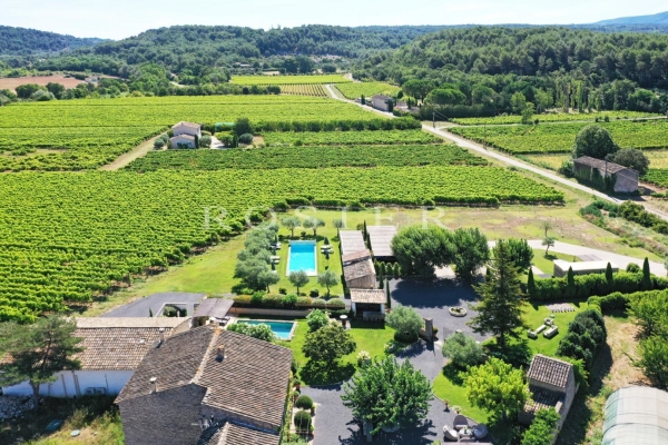Maison de luxe à vendre à Ménerbes, 2 500 000 €, Photo 3