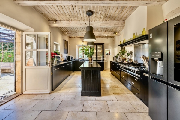 Maison de luxe à vendre à Ménerbes, 2 500 000 €, Photo 7