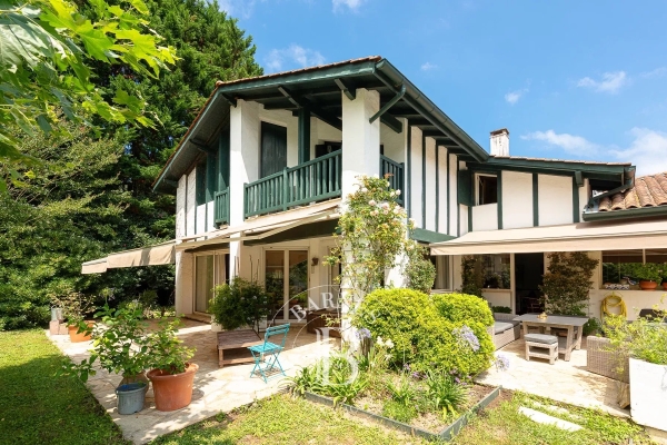 Luxury House for sale in Ascain, 1 740 000 €, Photo 3