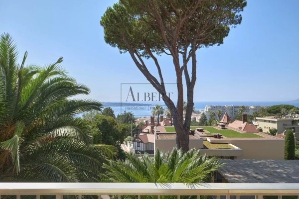Luxury Apartment for sale in Cannes, 2 395 000 €, Photo 1